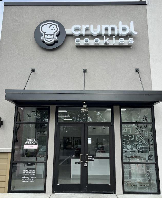 Crumbl Cookies location
